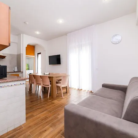 בית נופש Maison Riccardo *